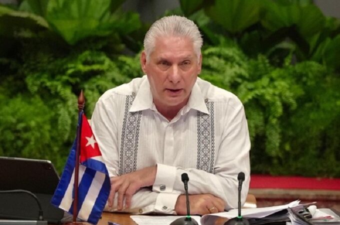 pequeña cumbre reaccionaria y neocolonial