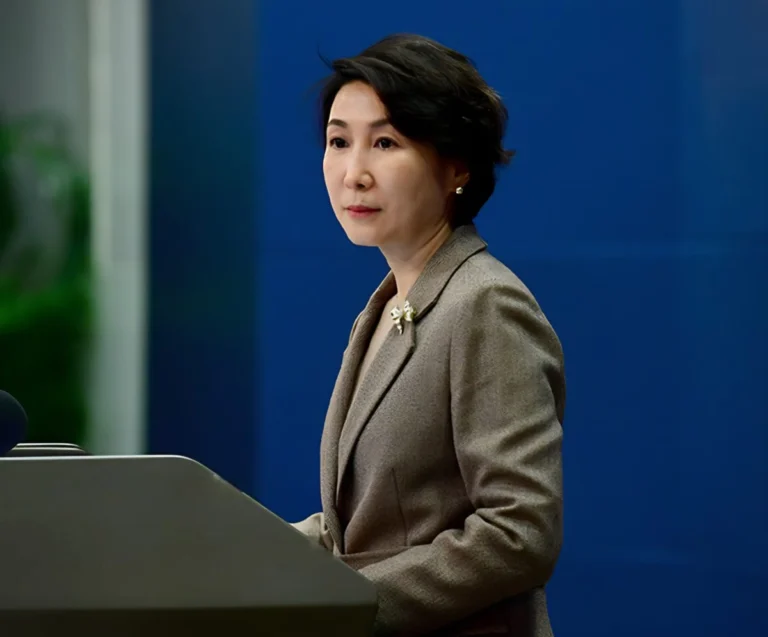 China llama a cesar hostilidades en Oriente Medio y garantizar protección de civiles