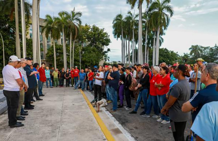 Asistió Primer Ministro a jornada productiva en Palacio de la Revolución