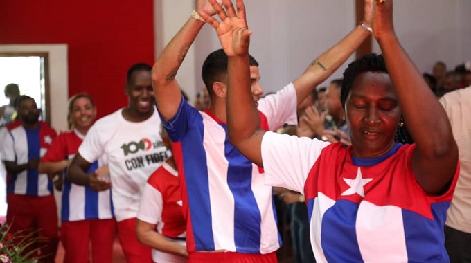 Celebran en Las Tunas gala cultural por el 1ro de Mayo