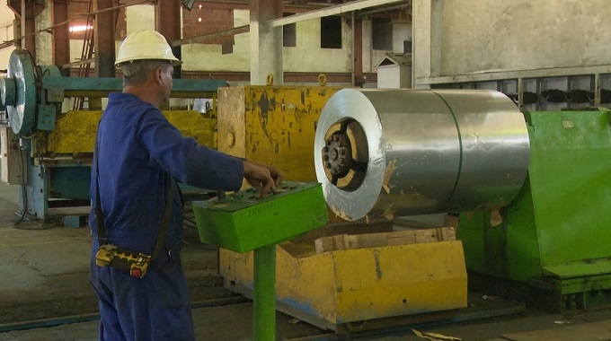 Industrias de Las Tunas apuestan por el ahorro de energía sin detener la producción