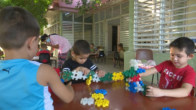 Rememoran en Las Tunas la creación de los círculos infantiles
