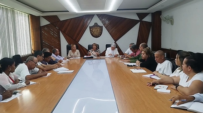 Intercambia Presidenta del Consejo Electoral Nacional con autoridades del órgano en Las Tunas