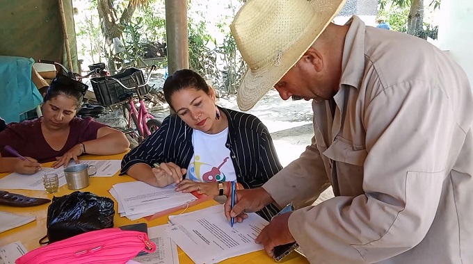 Donativos benefician proyecto de desarrollo local en Majibacoa