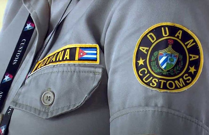 Detecta Aduana intento de introducir cápsulas de cocaína ingeridas
