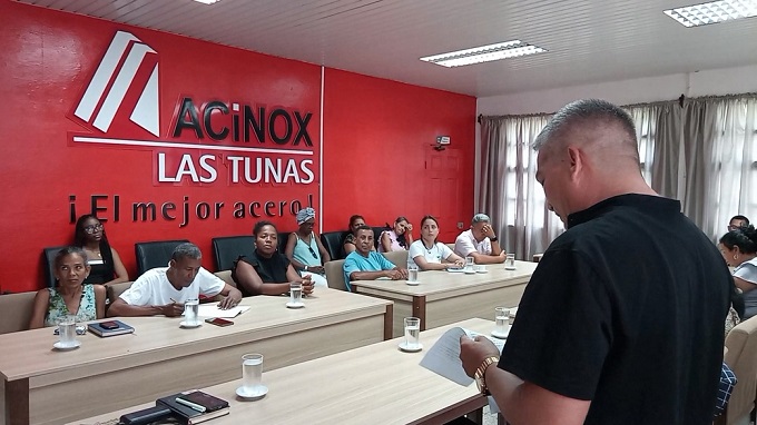 Avanza proyecto de investigación sobre escorias de ACINOX Las Tunas