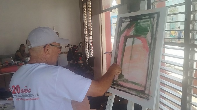 Se desarrolla en Las Tunas Encuentro Nacional de Pintura Mayo Abstracto