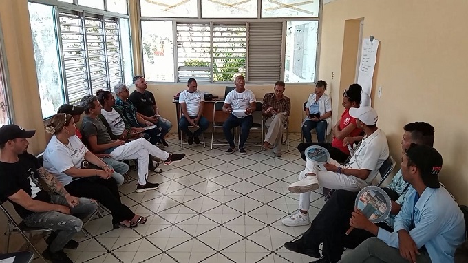 Realizan en Las Tunas taller de adherencia al tratamiento antirretroviral de VIH