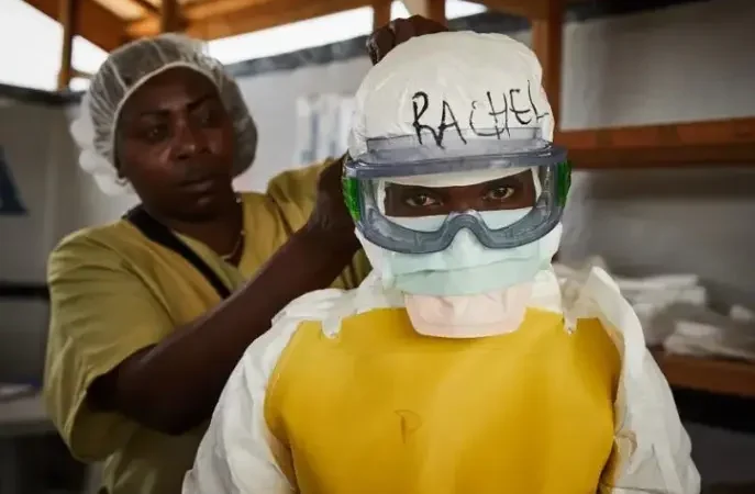 Uganda cierra frontera con el Congo ante amenaza de brote por una variante de ébola