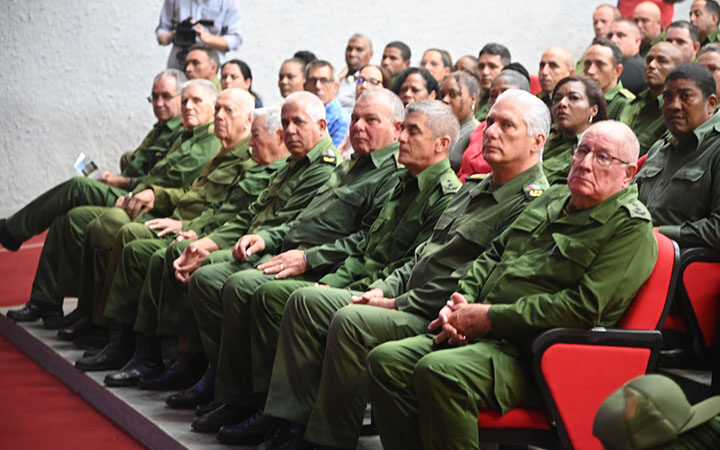 Participó Díaz-Canel en acto por aniversario 65 del Ejército Occidental