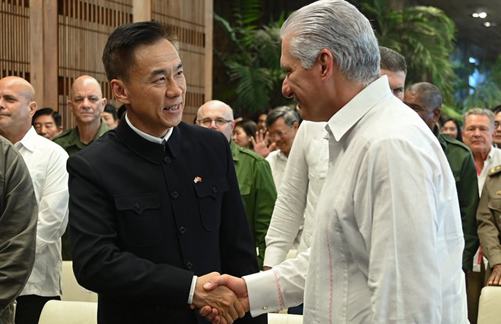 Díaz-Canel celebra aniversario 105 del PCCh y 90 de la Gran Marcha
