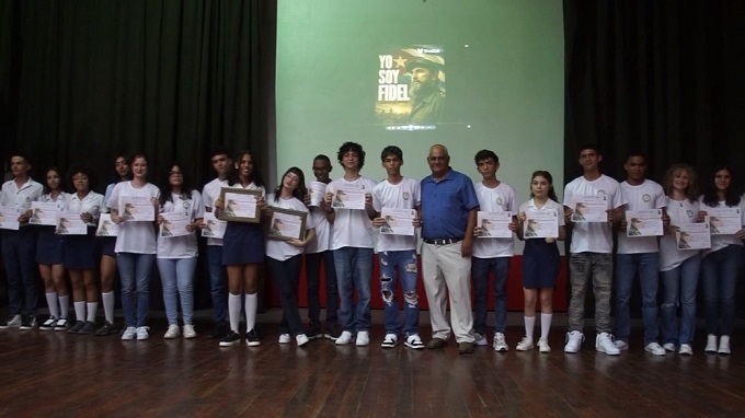 Instituto Vocacional de Ciencias Exactas aporta nuevos bachilleres en la provincia