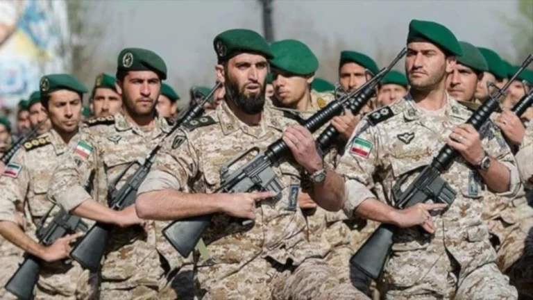Irán lanza ofensiva contra bases estadounidenses en Oriente Medio en respuesta a agresiones