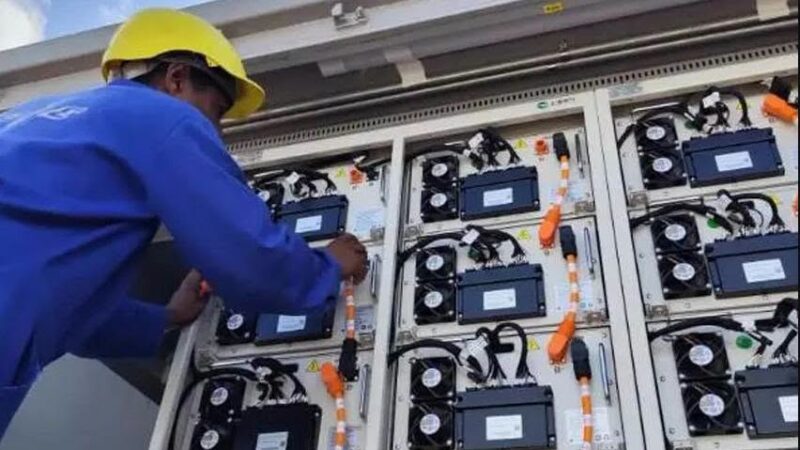 Cuba pone en marcha banco de baterías de 50 MW en el Cotorro
