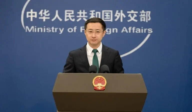 China defiende relación con Cuba y rechaza acusaciones de EE.UU.