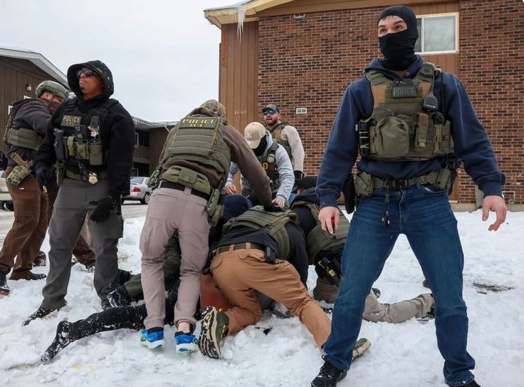 ICE: 52 muertes en 17 meses y hacinamiento récord bajo Donald Trump