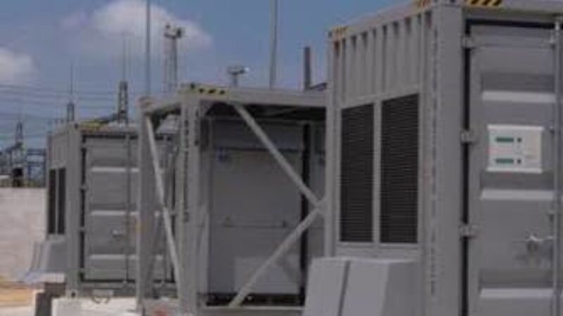 Una nueva forma de proteger la red eléctrica cubana: el primer sistema de baterías a gran escala