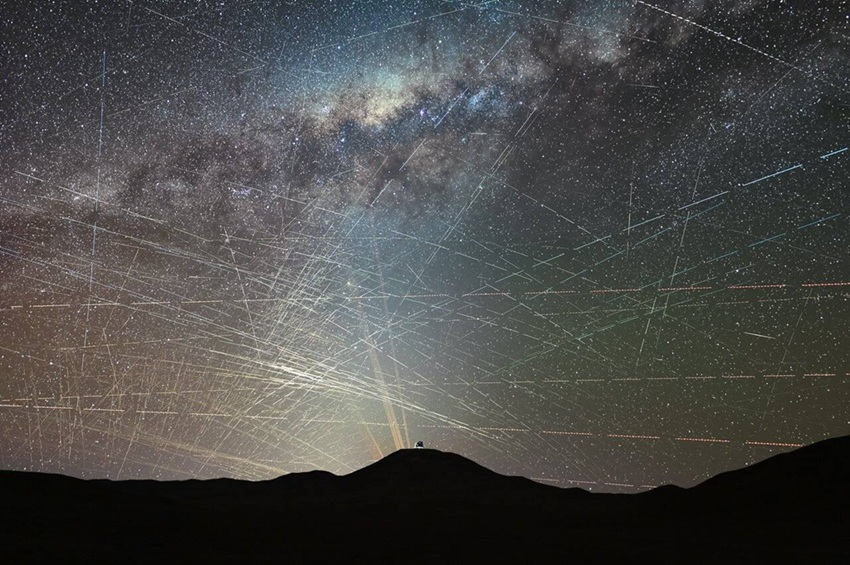 El cielo en disputa: los satélites se expanden y perdemos la noche