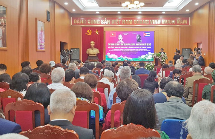 Publica editorial vietnamita Obras escogidas de Fidel Castro Ruz
