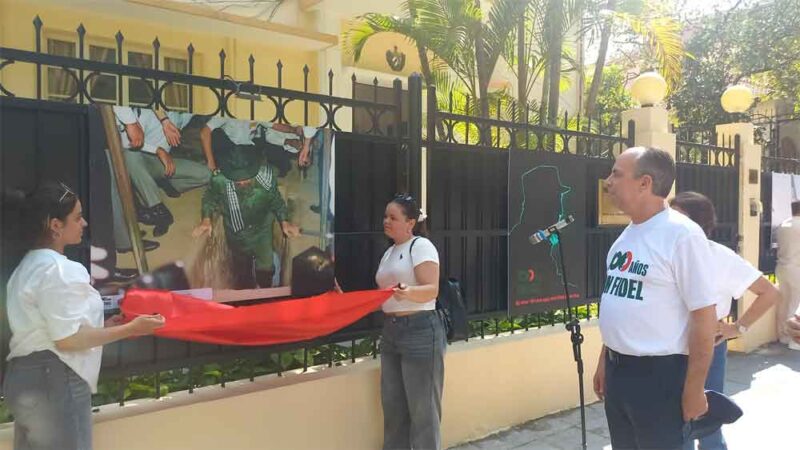 Galería a cielo abierto en Vietnam por centenario de Fidel Castro