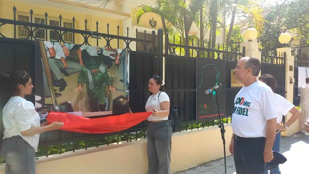 Galería a cielo abierto en Vietnam por centenario de Fidel Castro