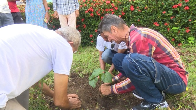 Rinde el pueblo homenaje a Fidel por el centenario de su natalicio