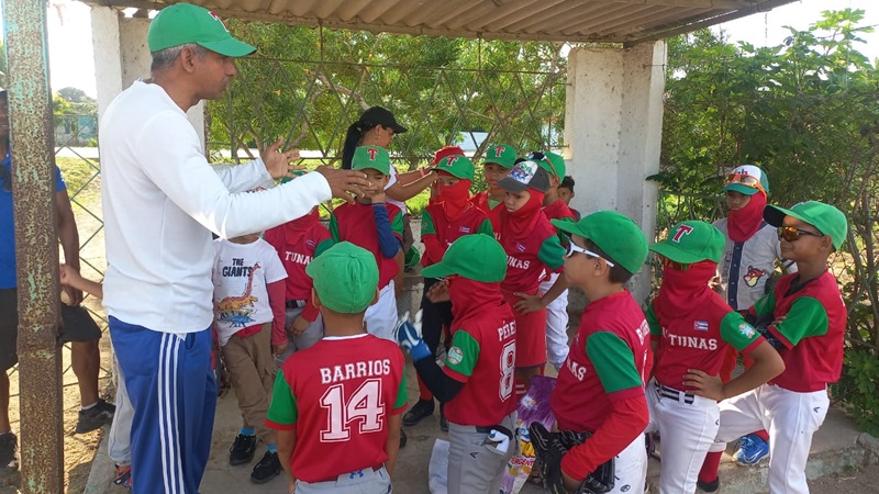 Más tuneritos por vestir el uniforme del Cuba