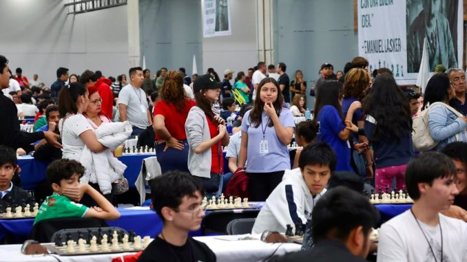 César Alejandro tercero en ajedrez de Aguascaliente