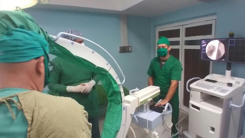 Moderna tecnología potencia procedimientos quirúrgicos en el Hospital Ernesto Guevara