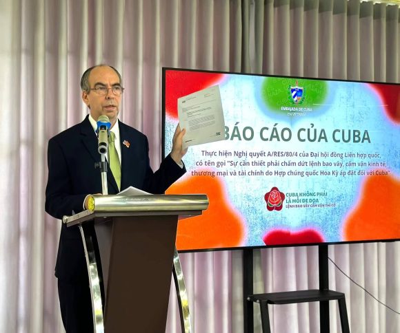 Cuba denuncia en Vietnam agresión multidimensional de EE.UU.
