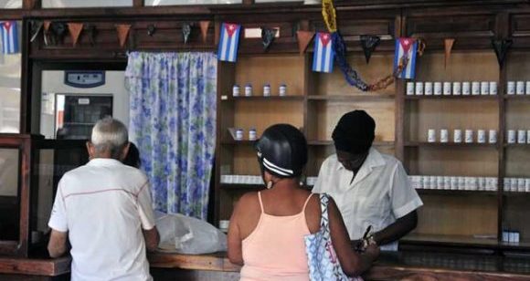 Cuba: Avanza implementación de nuevas formas de gestión en los servicios farmacéuticos