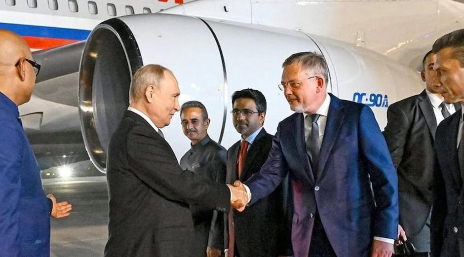 Putin llega a la India para participar en la cumbre del BRICS