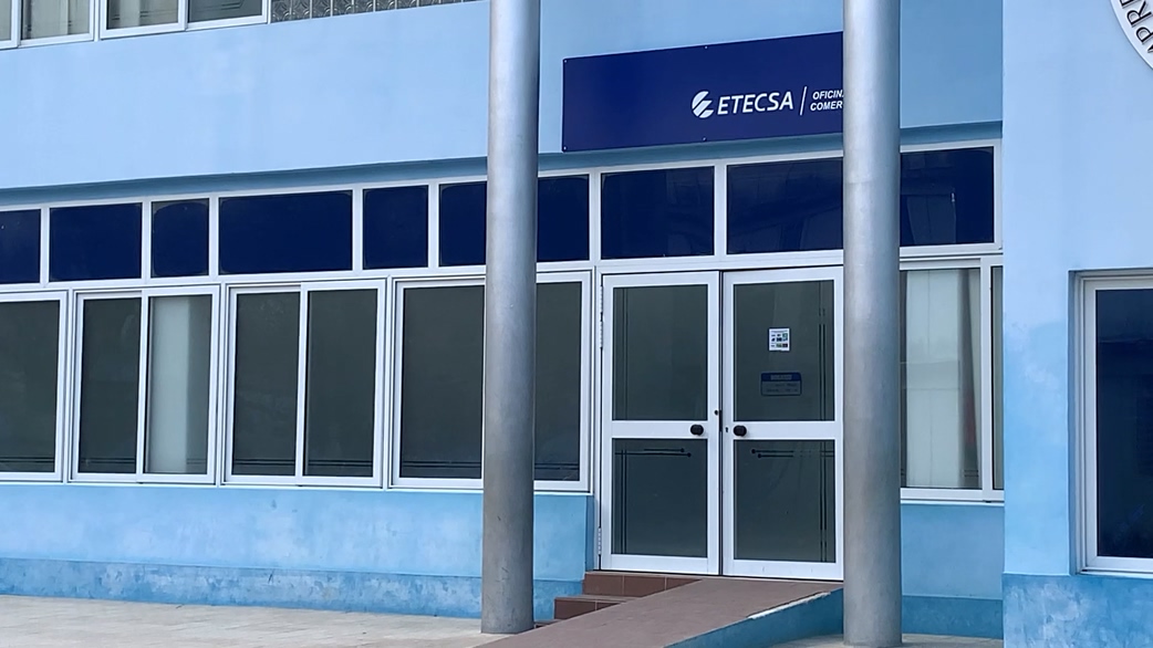 Aboga ETECSA Las Tunas por cambio de su matriz energética