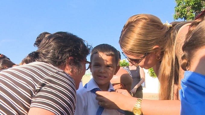 Realizan en #LasTunas acto de ingreso a la Organización de Pioneros José Martí