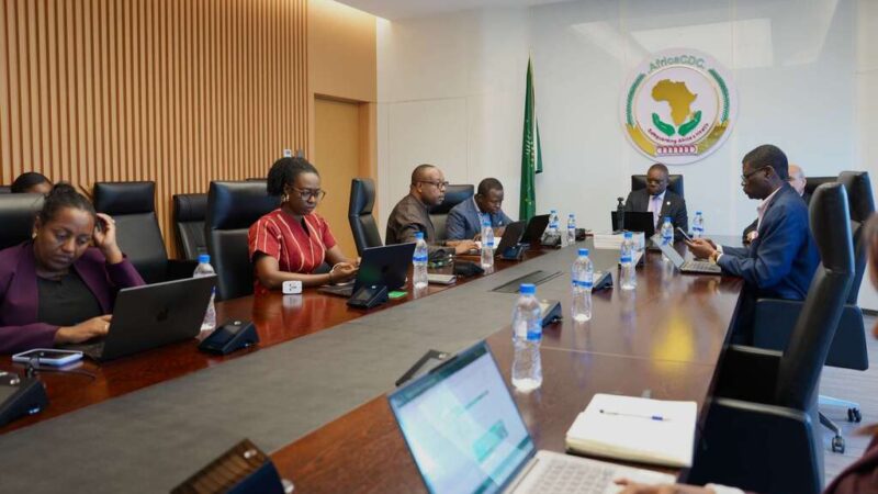 África reconoce estar perdiendo frente a brote de ébola hasta ahora