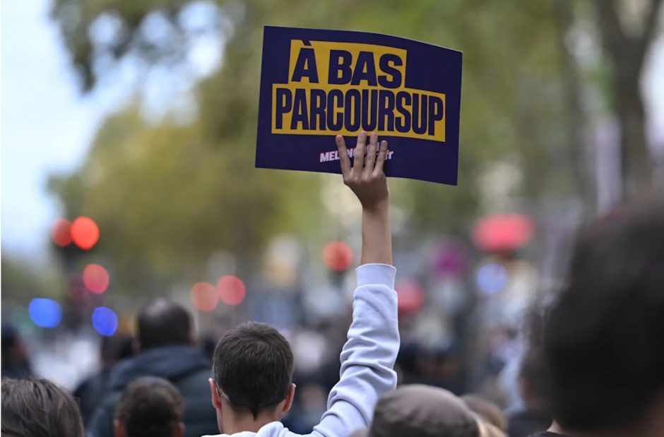 Protestas educativas recobran fuerza en Francia en la quinta jornada de movilización
